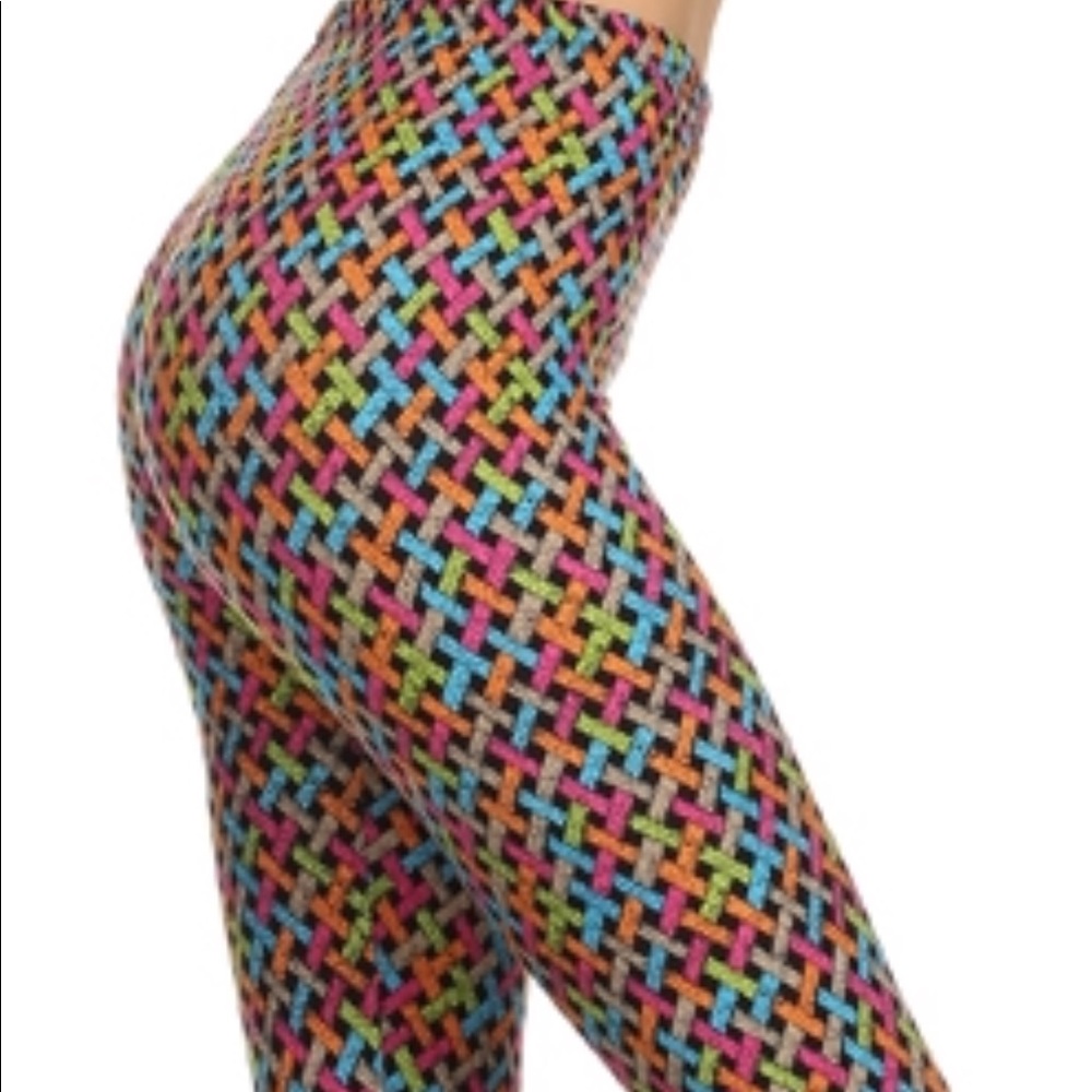 Multi color basket weave print leggings